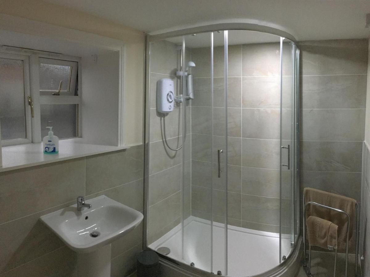 The Blackbull Inn Polmont ภายนอก รูปภาพ